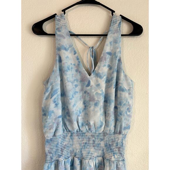 KLD Signature Blue Watercolor Sleeveless Smocked  Mini Dress V Neck Size Medium - Picture 6 of 12
